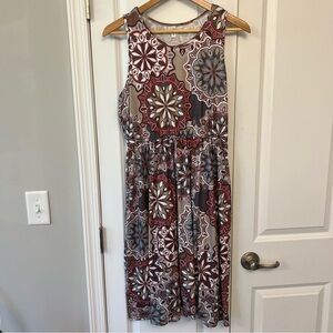 A-line sleeveless dress - large